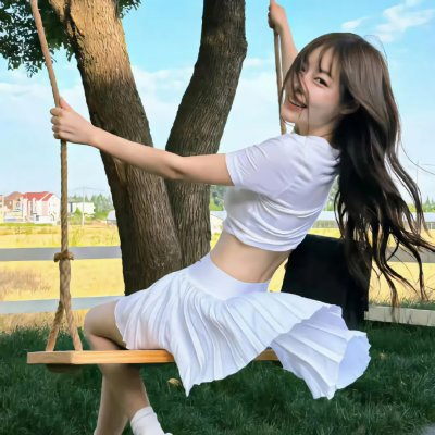 穿黄睡衣的女孩